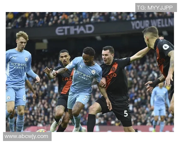 曼城对埃弗顿精彩直播信号全程回放与分析分享