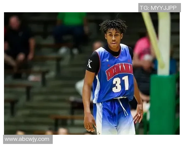 杰登艾维如何在NBA赛场上展现出惊人的潜力与独特风格