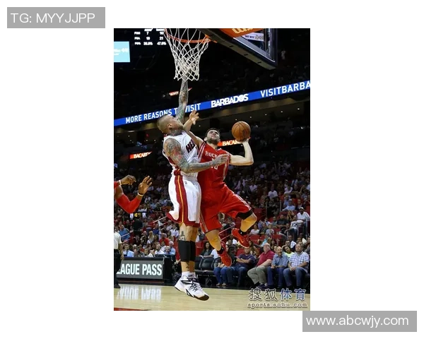 火箭与灰熊季前赛精彩瞬间回顾全场亮点尽收眼底 火箭与灰熊季前赛精彩瞬间回顾全场亮点尽收眼底